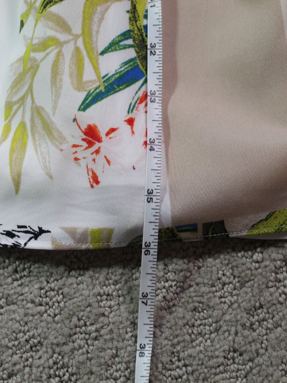 White House Black Market Size 6 White Vibrant Floral & Tan Sleeveless Dress - Picture 3 of 6